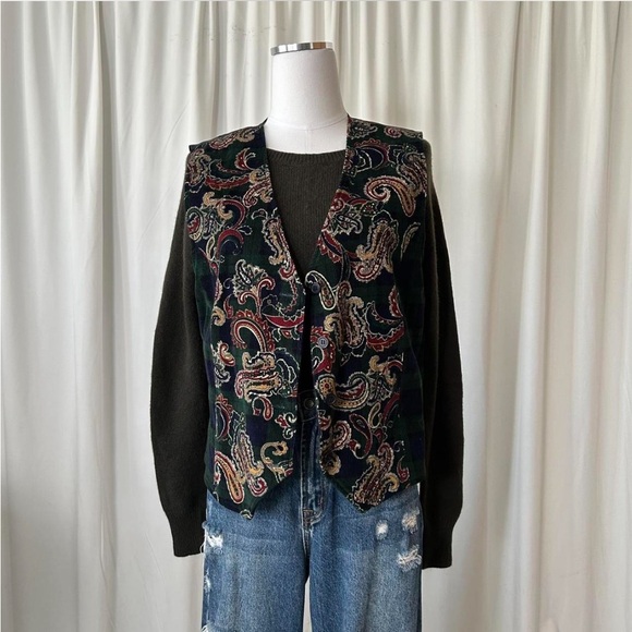 Vintage 1990s Talbots Green paisley vest with a retro vibe size Medium. - Picture 2 of 8